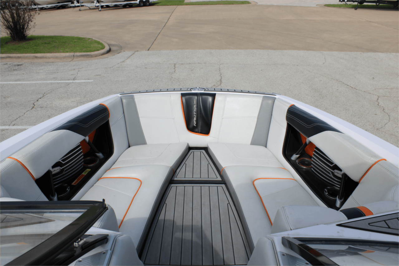 2013 Nautique G23