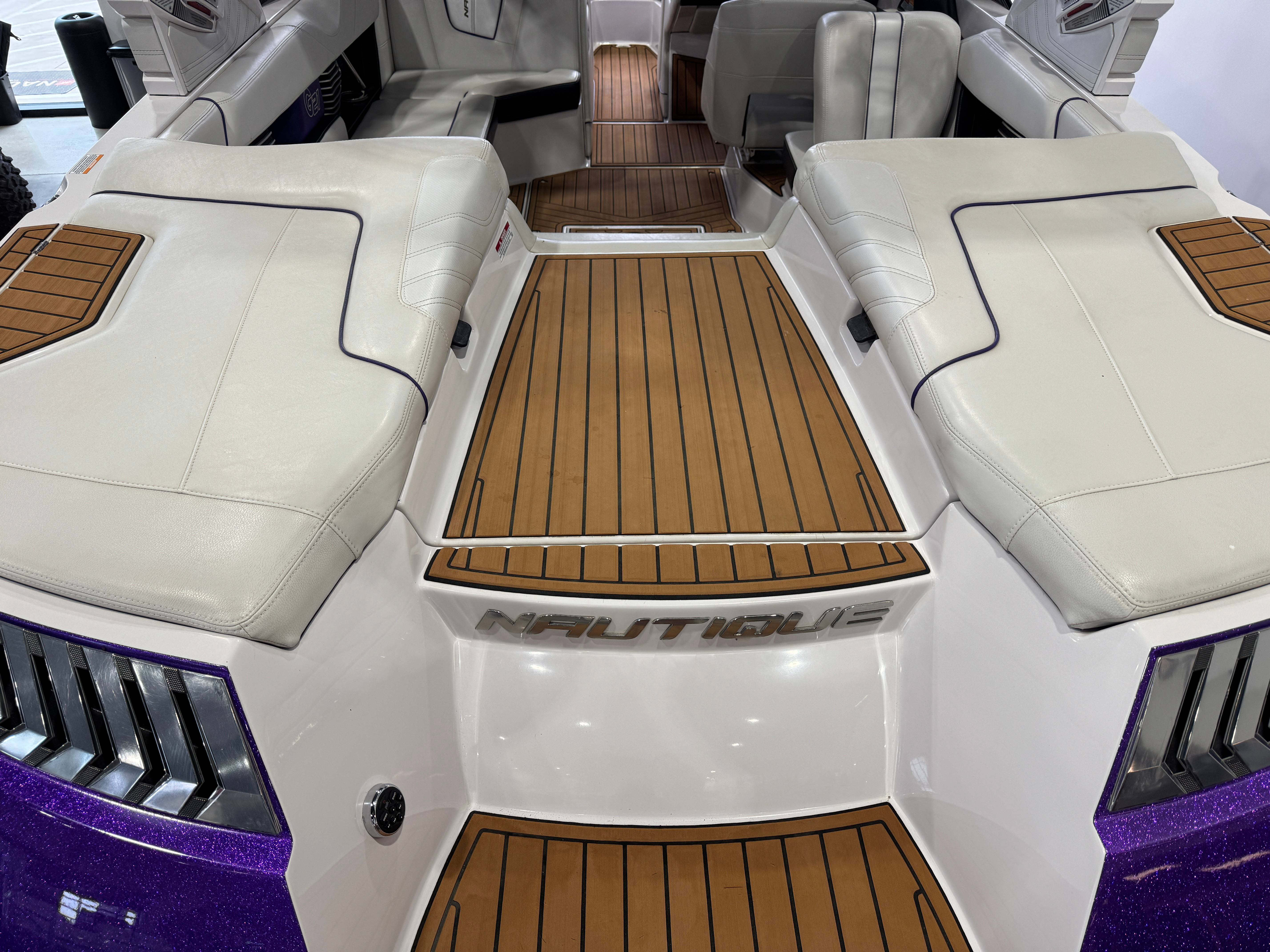 2014 Nautique Super Air Nautique G21