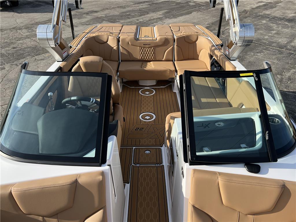 2024 Mastercraft XT-22 | 209109
