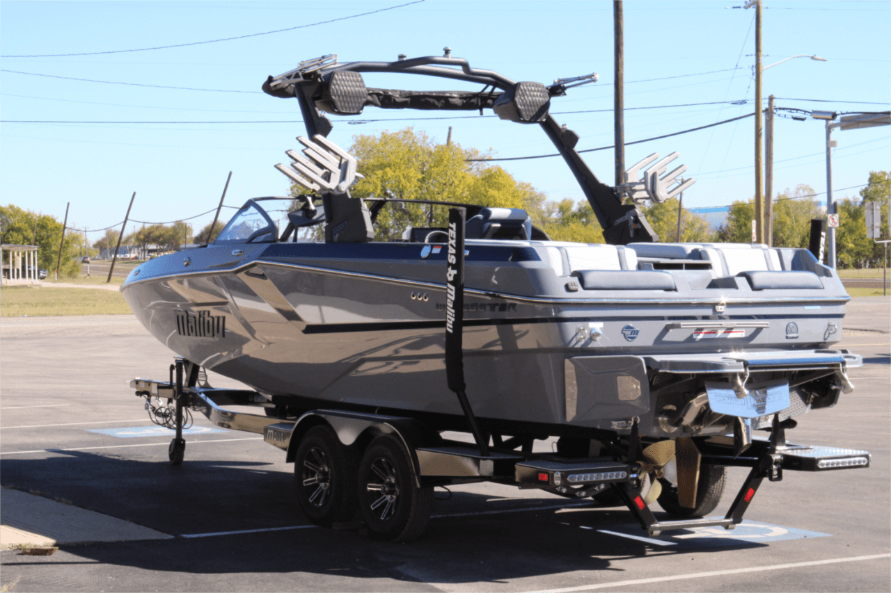 2025 Malibu 23 MXZ