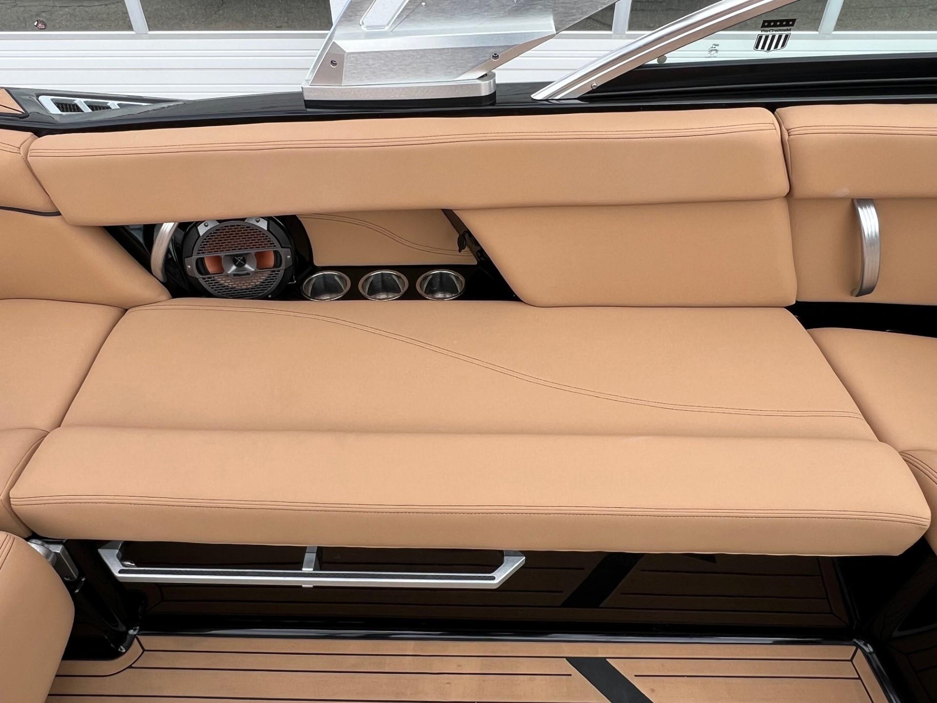 2021 MasterCraft XT23