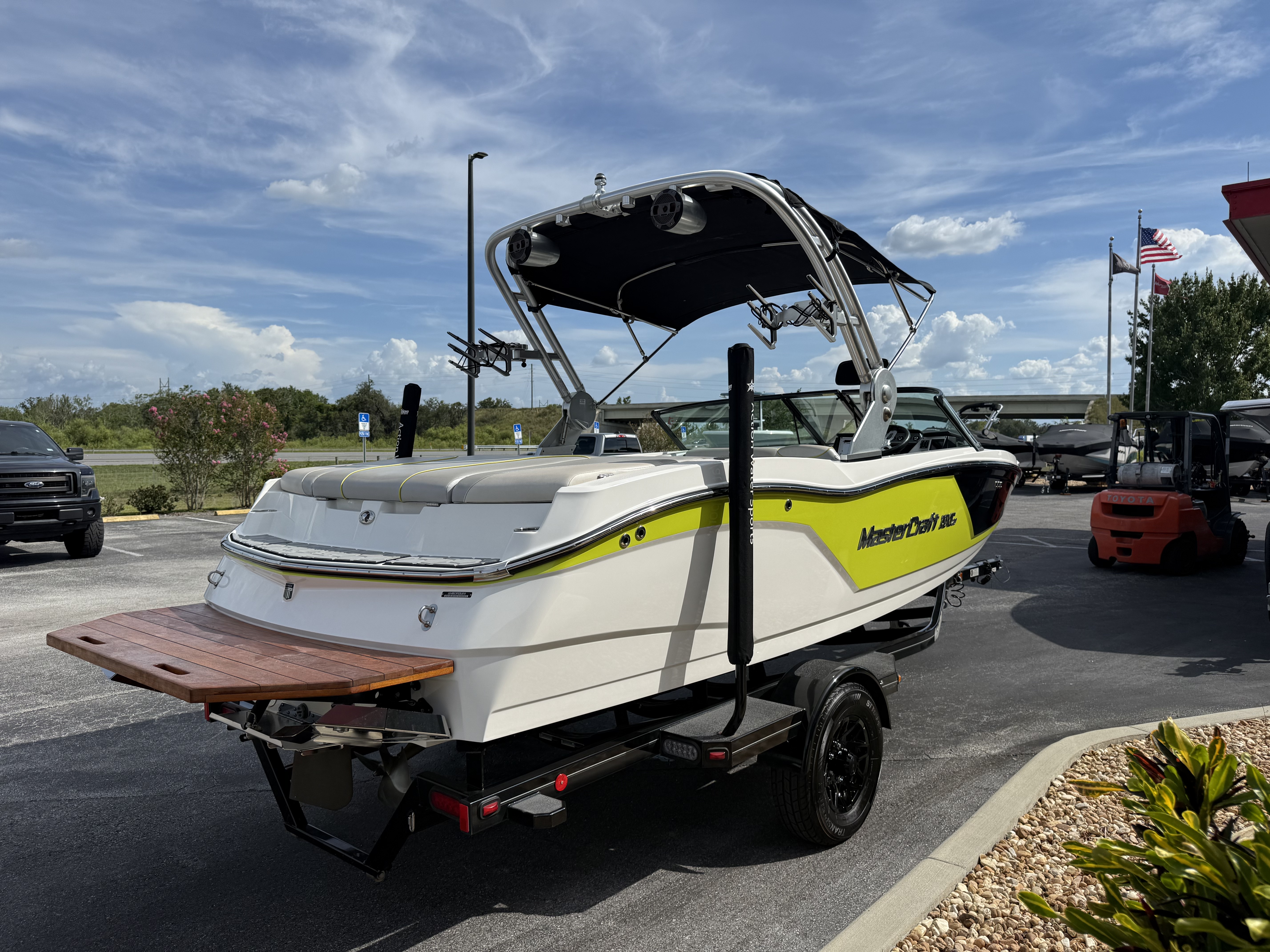 2019 MasterCraft NXT20
