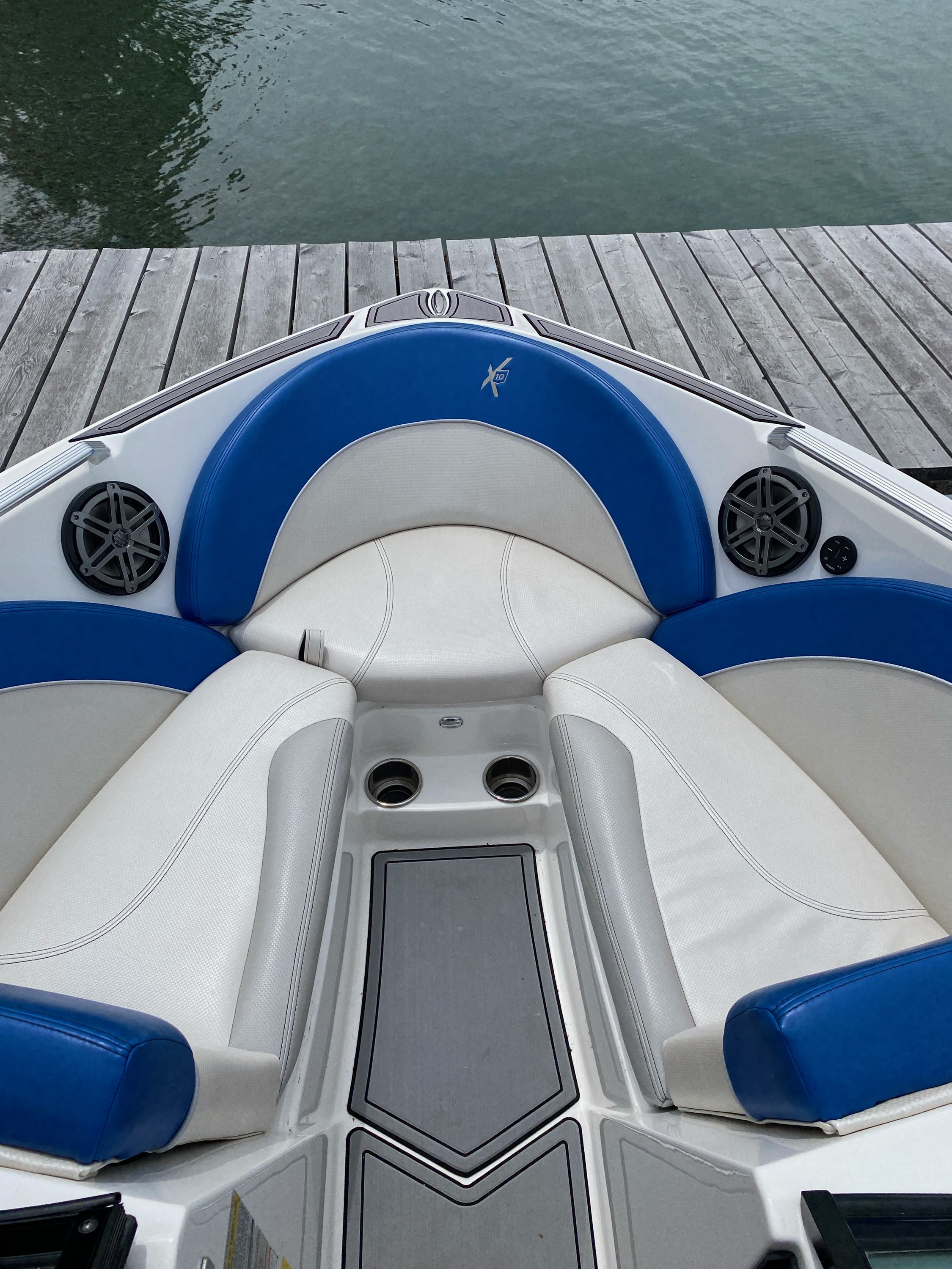 2016 MasterCraft X10