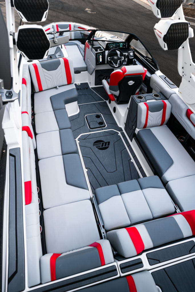2025 Malibu Boats 25 LSV