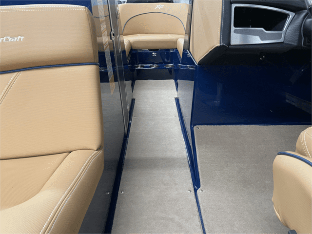 2018 MASTERCRAFT XT21 – ONLY 38 HOURS!