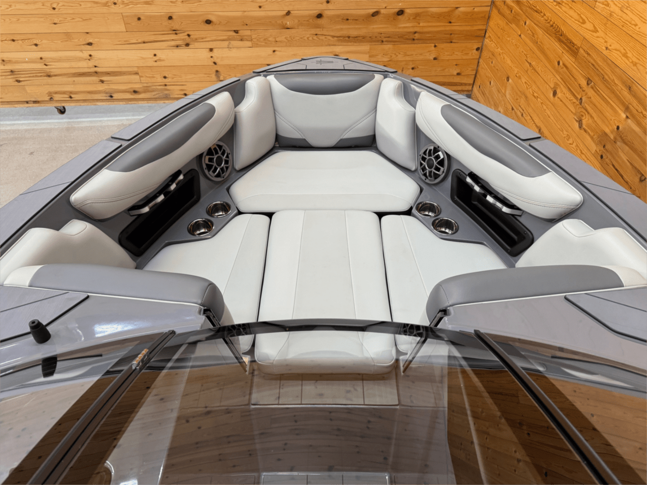 2021 Axis T23