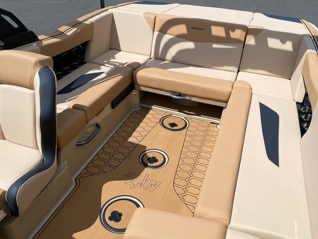 2024 MasterCraft NXT22