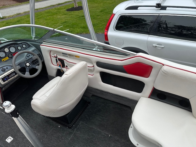 1995 Mastercraft Maristar 225 VRS with Corvette LT1