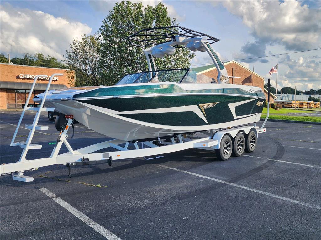 FULLY LOADED BRAND NEW 2024 Tige 24 RZX in NEW COLORS!