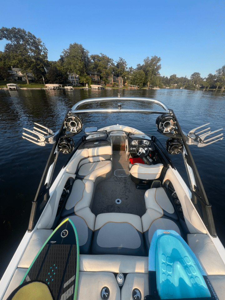 2010 Malibu Wakesetter VTX