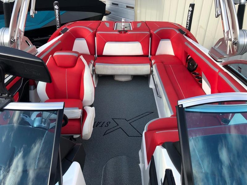 2019 MASTERCRAFT XSTAR