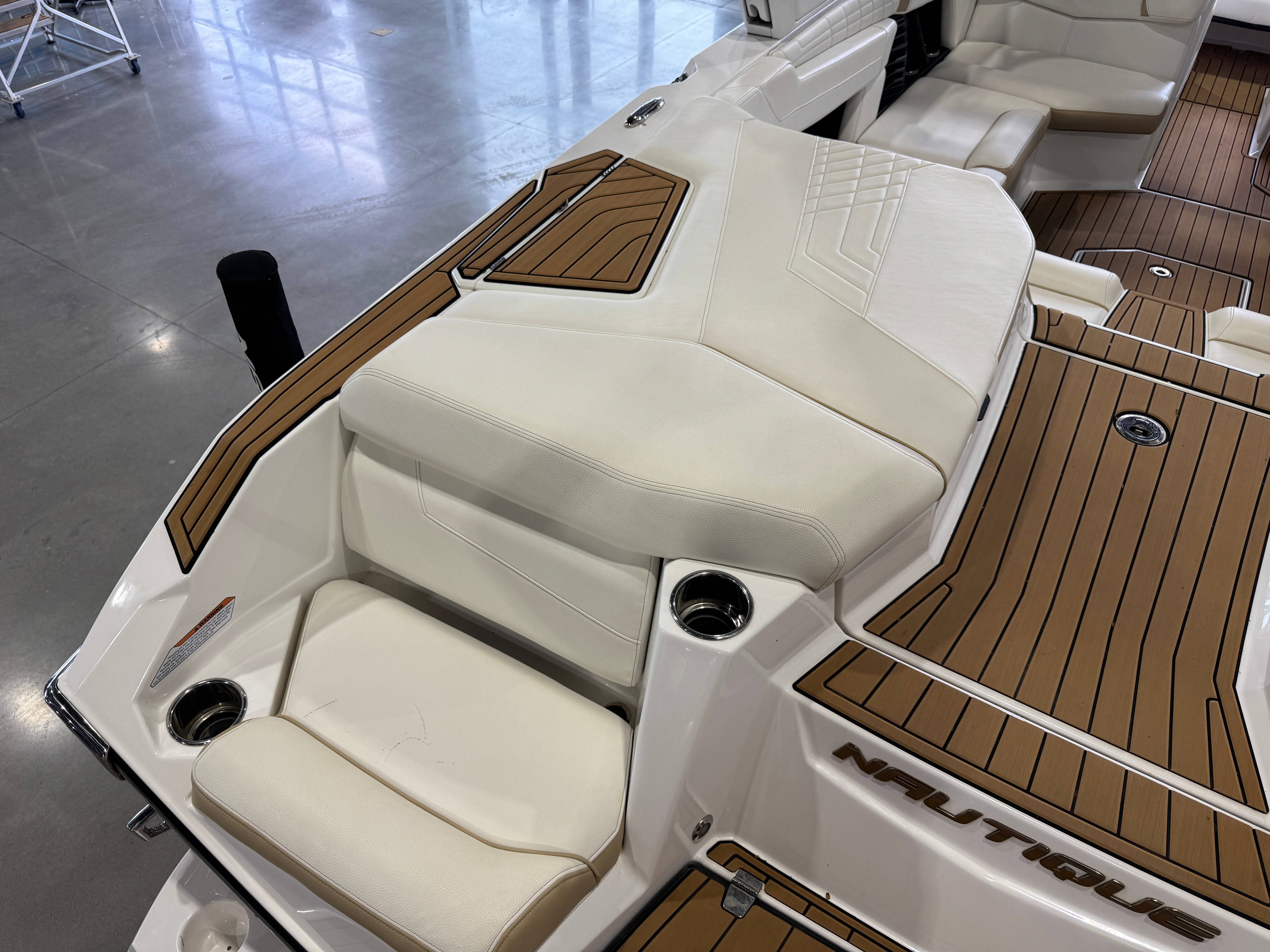 2022 Nautique Super Air Nautique G21
