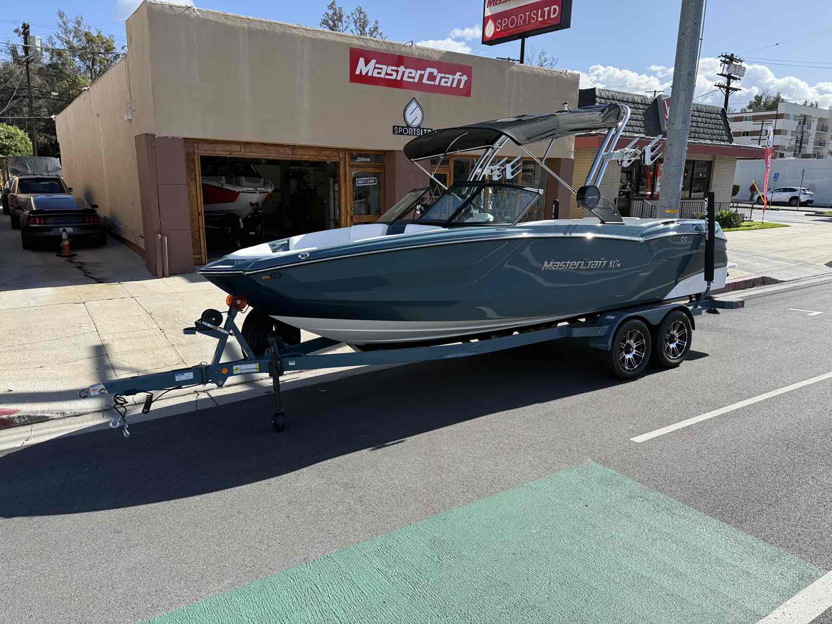 boat.Title