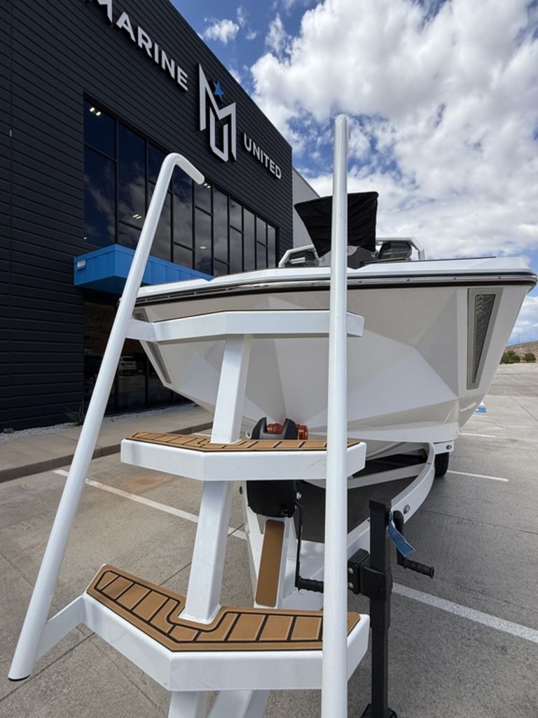 2025 Nautique G23 Centennial Edition