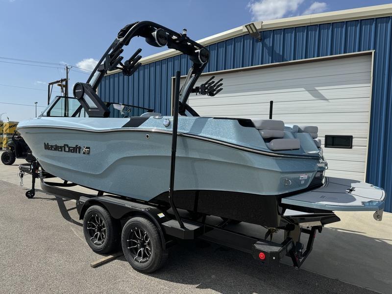 2025 MasterCraft XT23