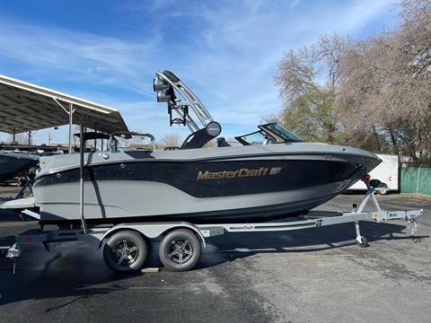 2023 MASTERCRAFT XT22T