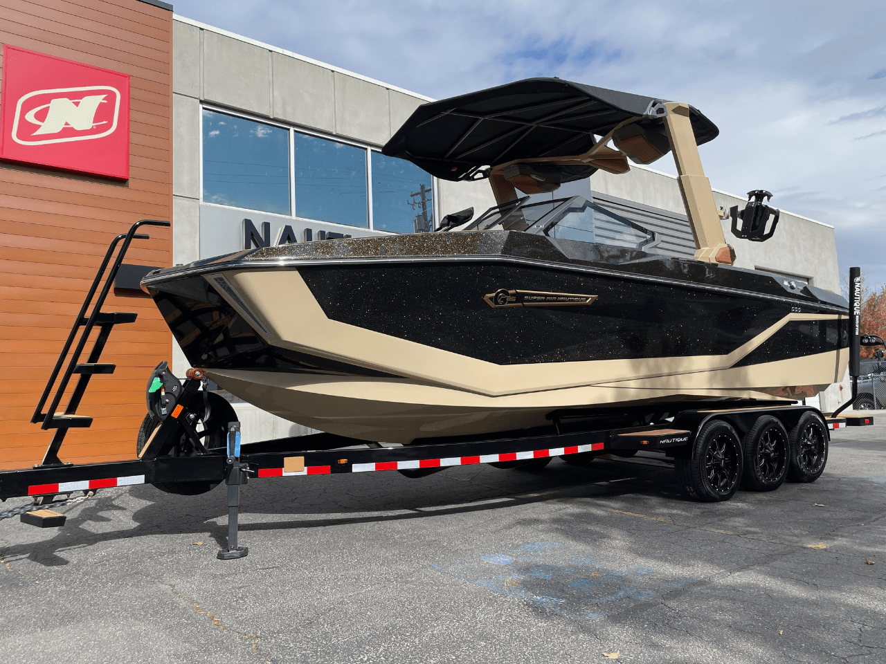 boat.Title