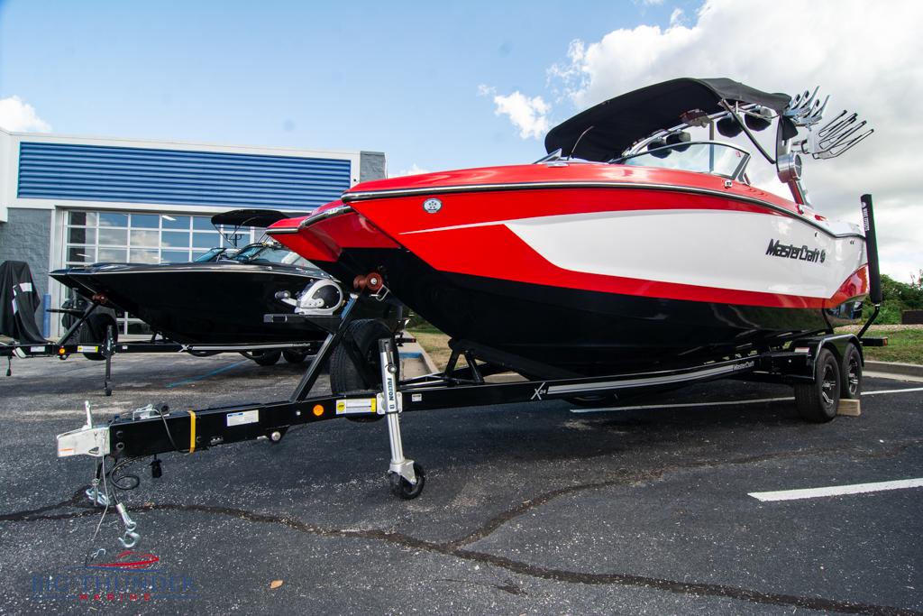 2021 Mastercraft X24