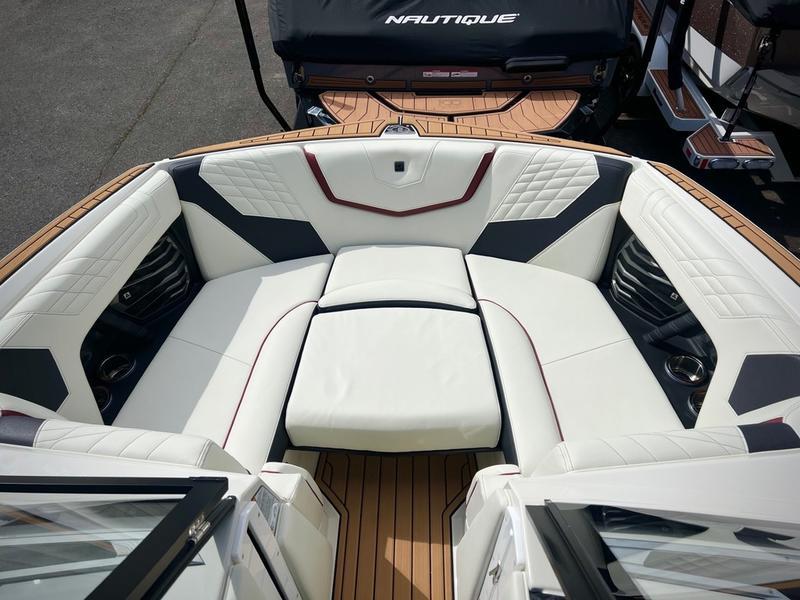 NEW 2024 Nautique G21