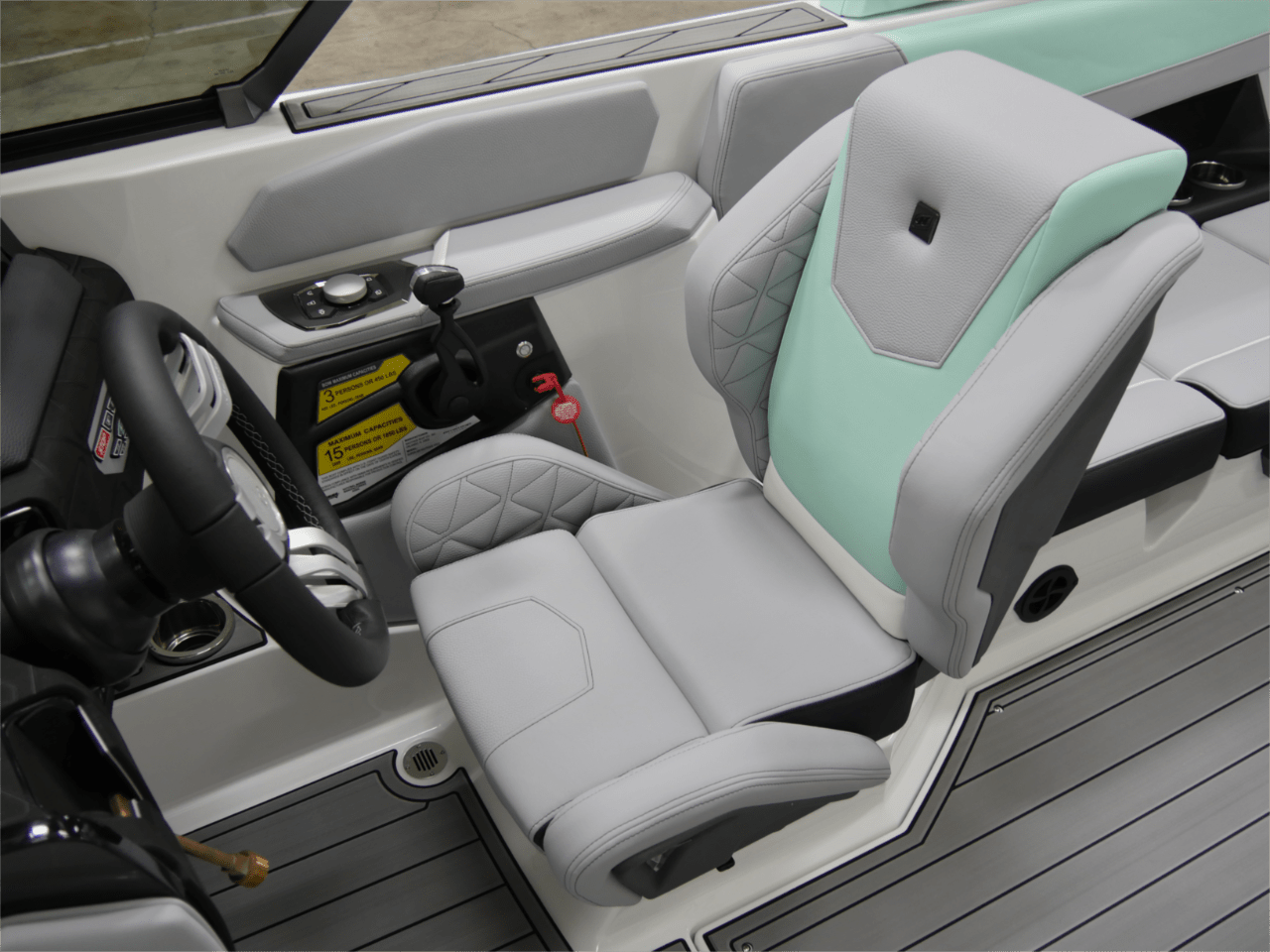 2025 Nautique GS22 – Captiva Green/Jet Black