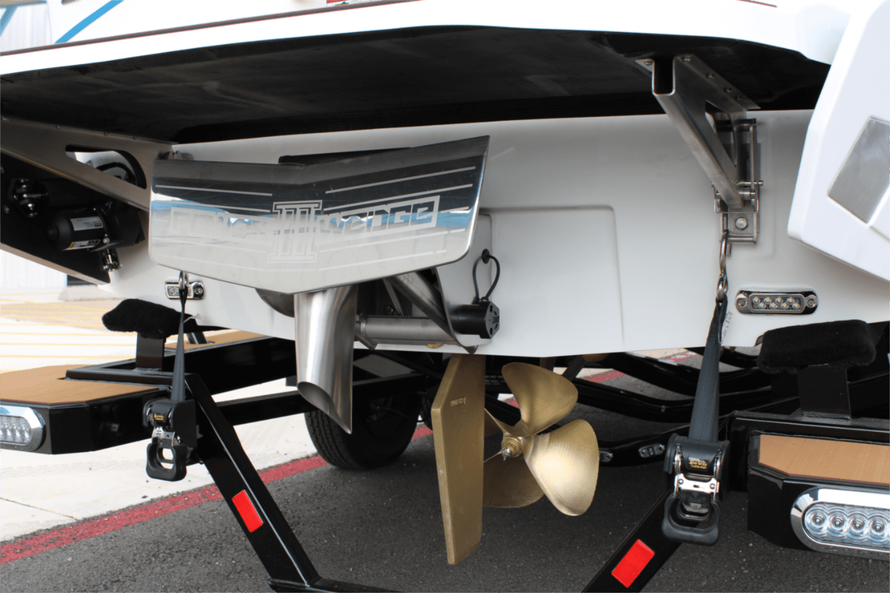 2025 Axis T235