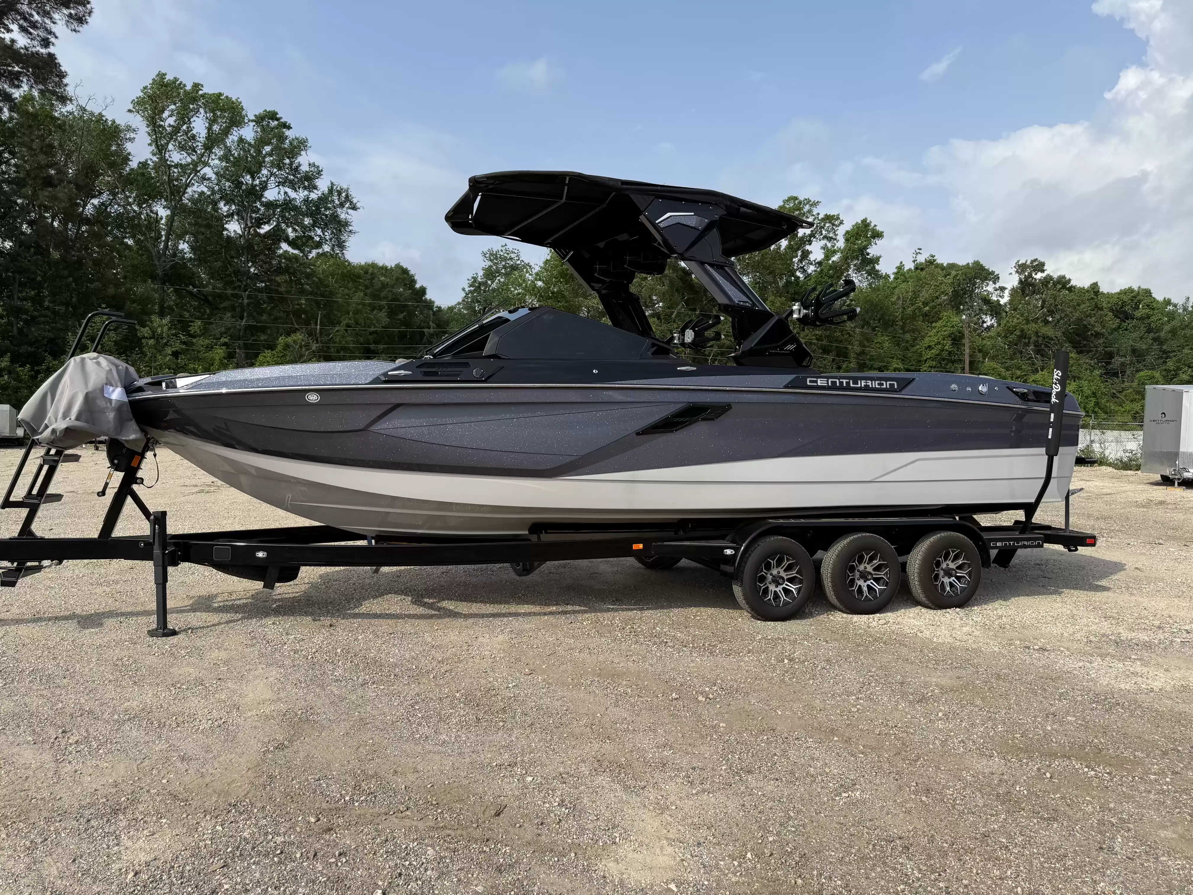 boat.Title