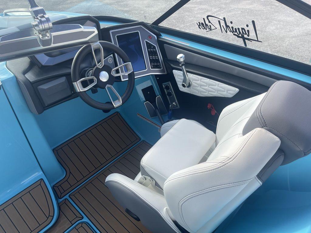 2022 MasterCraft X26