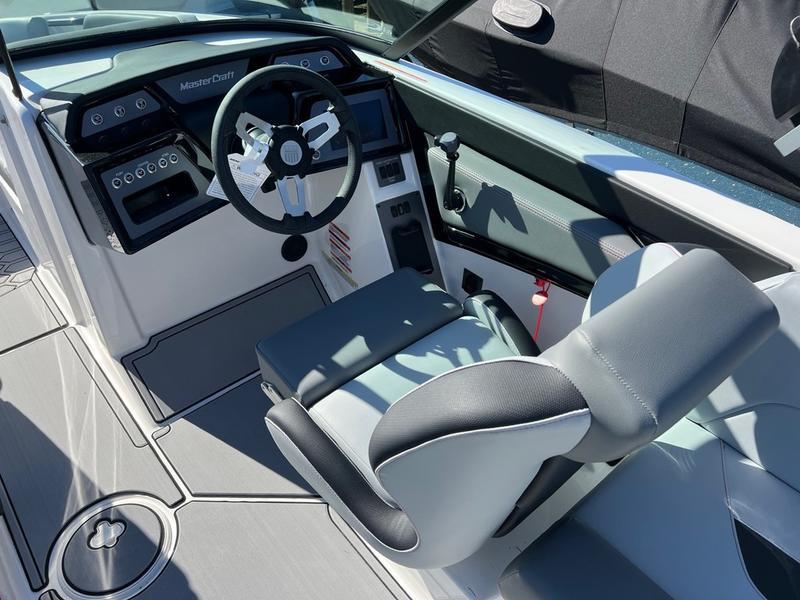 2025 MasterCraft NXT21