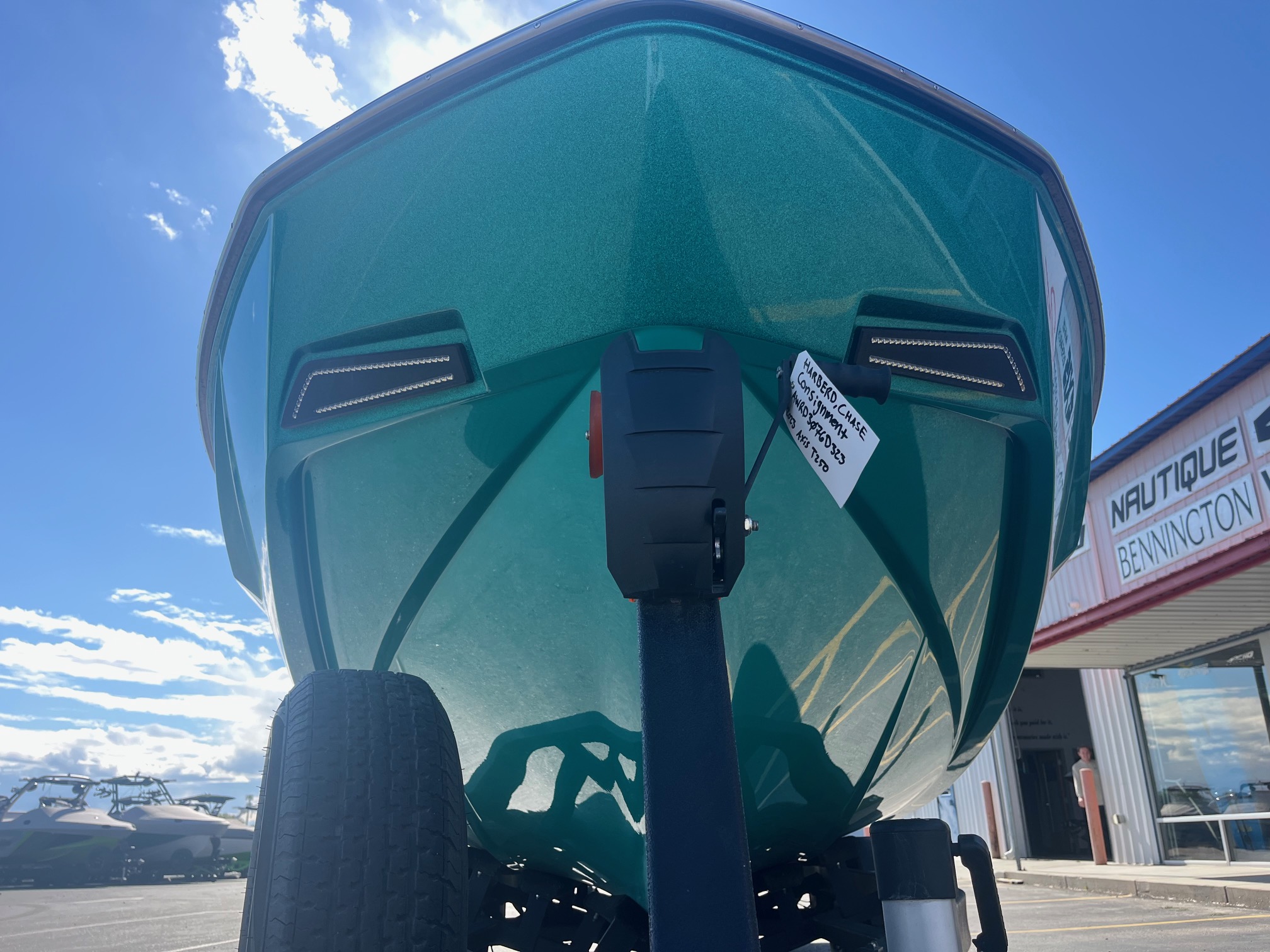 2023 Axis T250