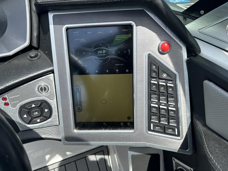 2018 MasterCraft XT23