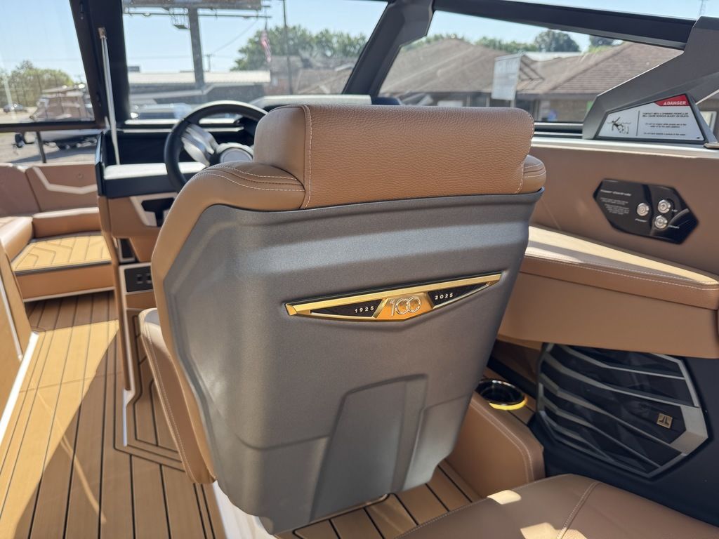 2025 Nautique Super Air Nautique G25