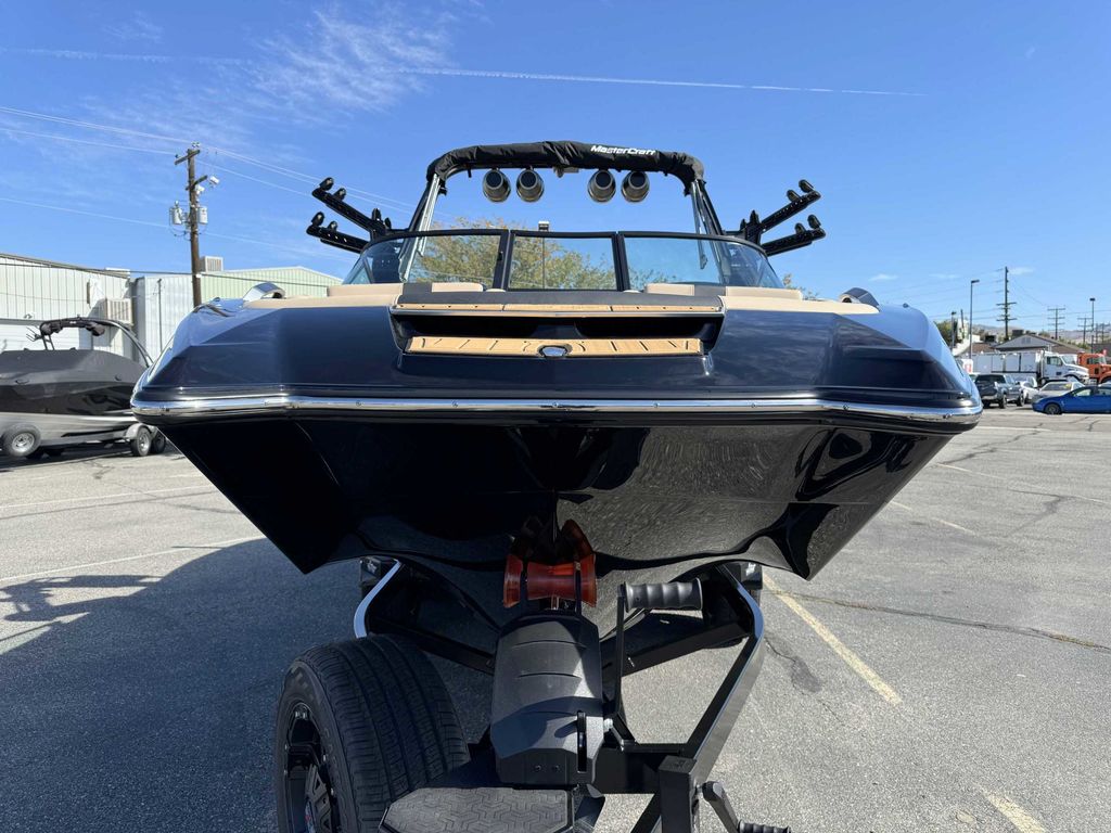 2025 MasterCraft X24