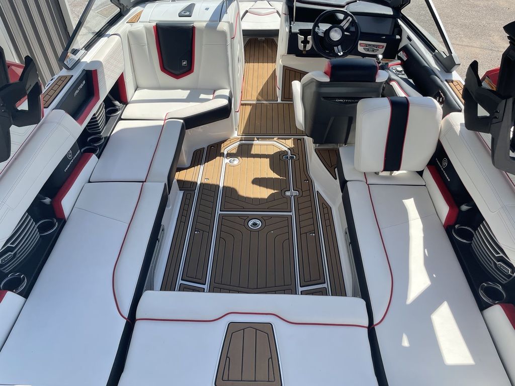 2019 Nautique Super Air Nautique G23