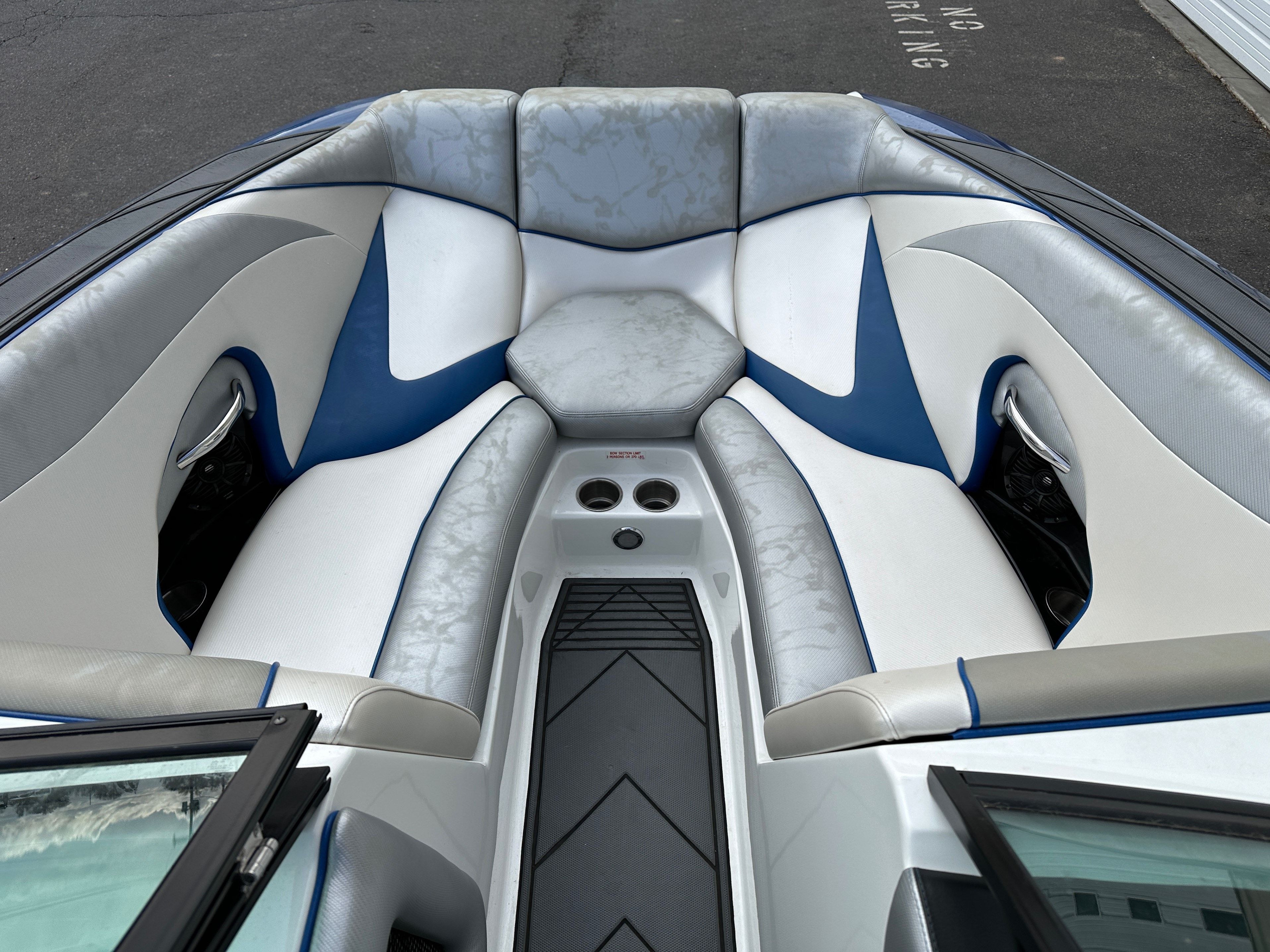 2015 Supreme S226