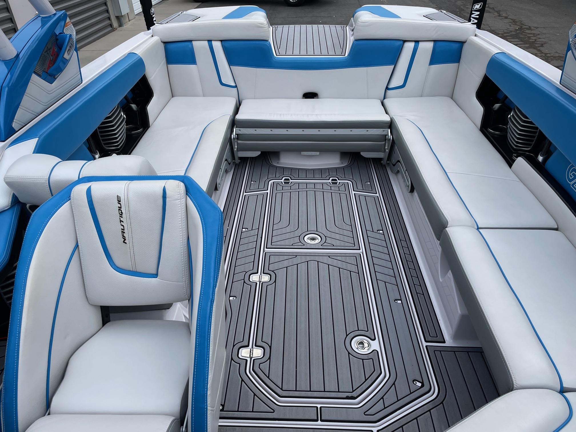 2015 NAUTIQUE G25 W/XR7 550HP SUPERCHARGED POWER PLANT
