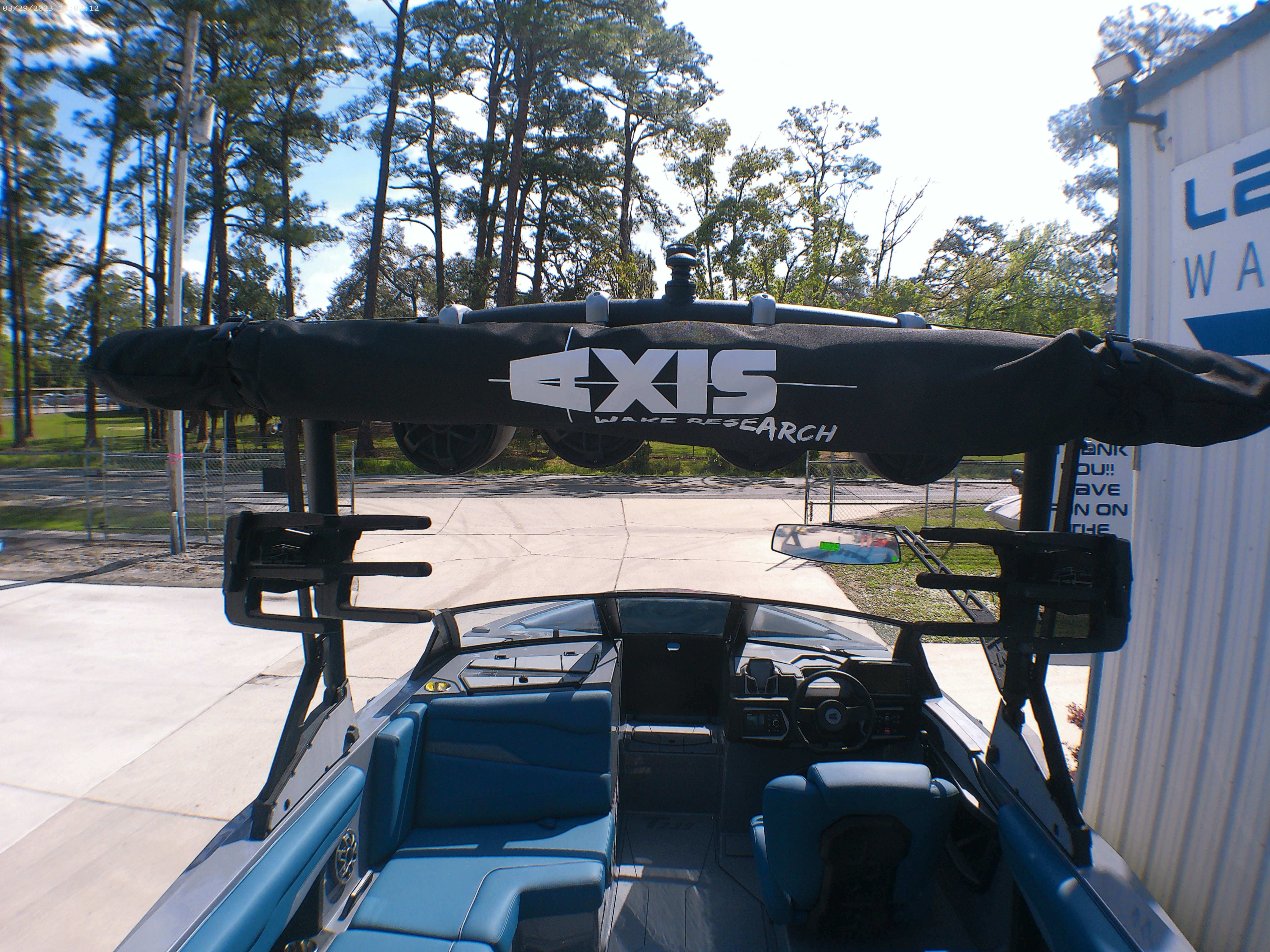 2023 Axis T235 Icon