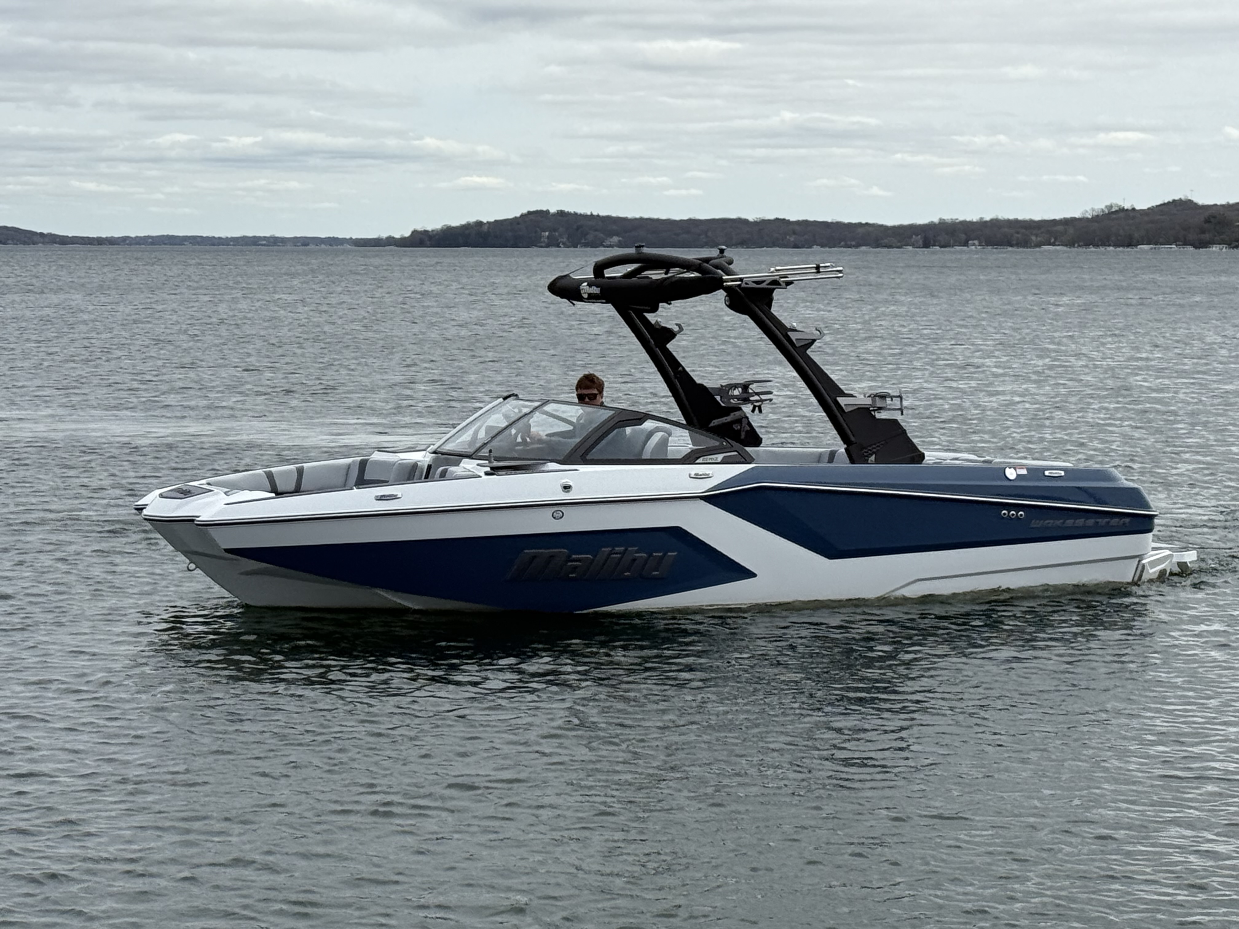 2025 Malibu 22 MXZ