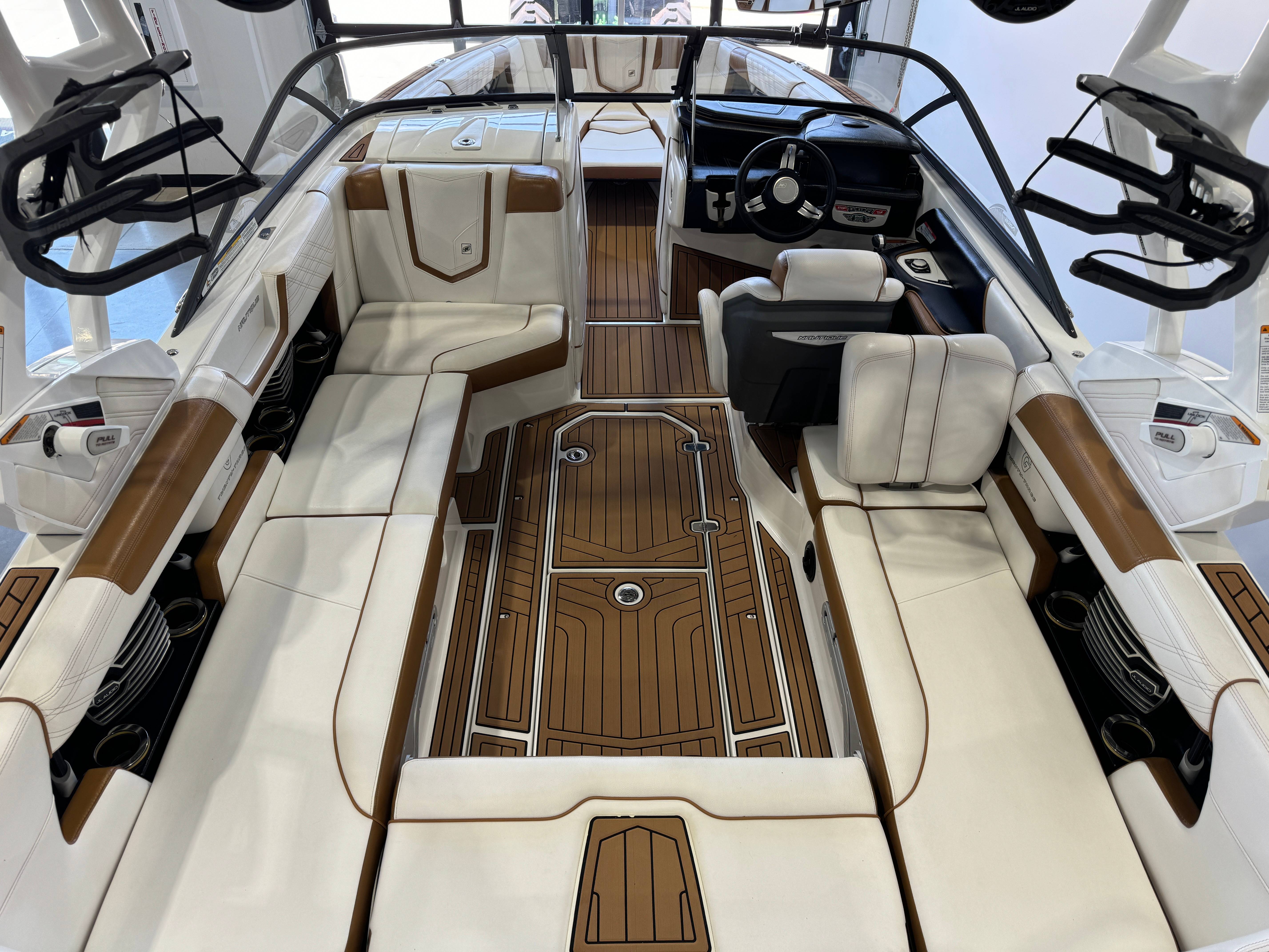 2017 Nautique Super Air Nautique G23