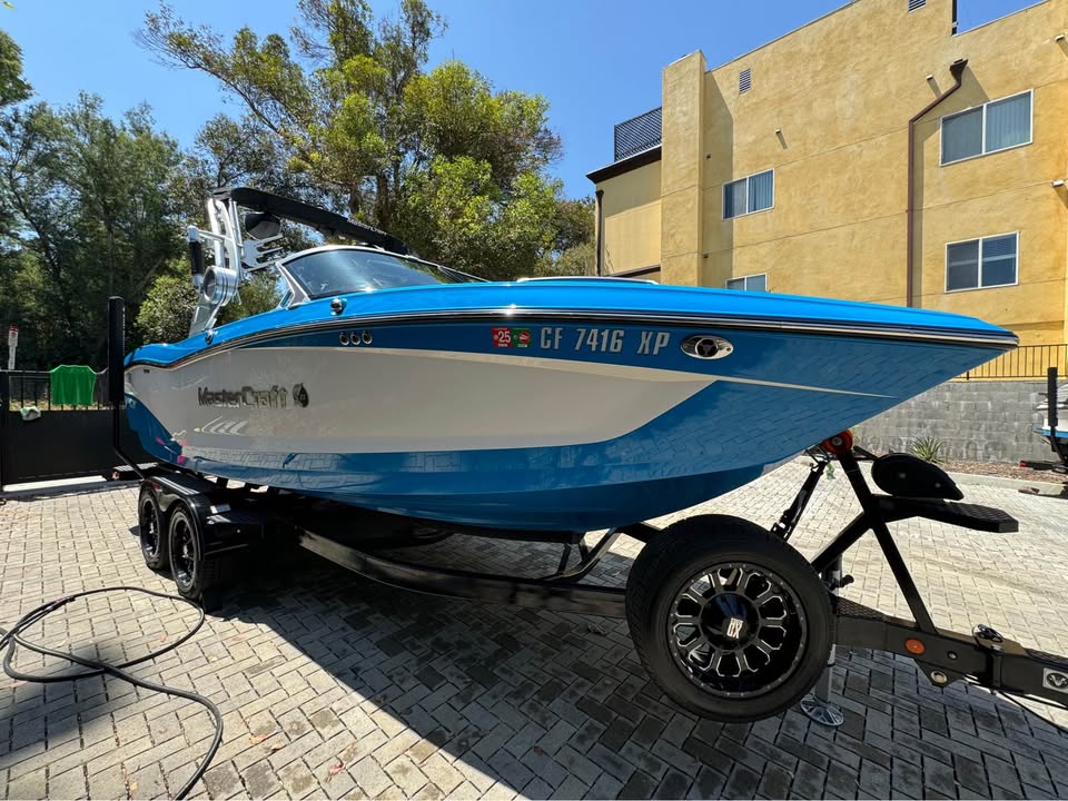**CLEANEST 2021 MasterCraft X22 ON THE MARKET**