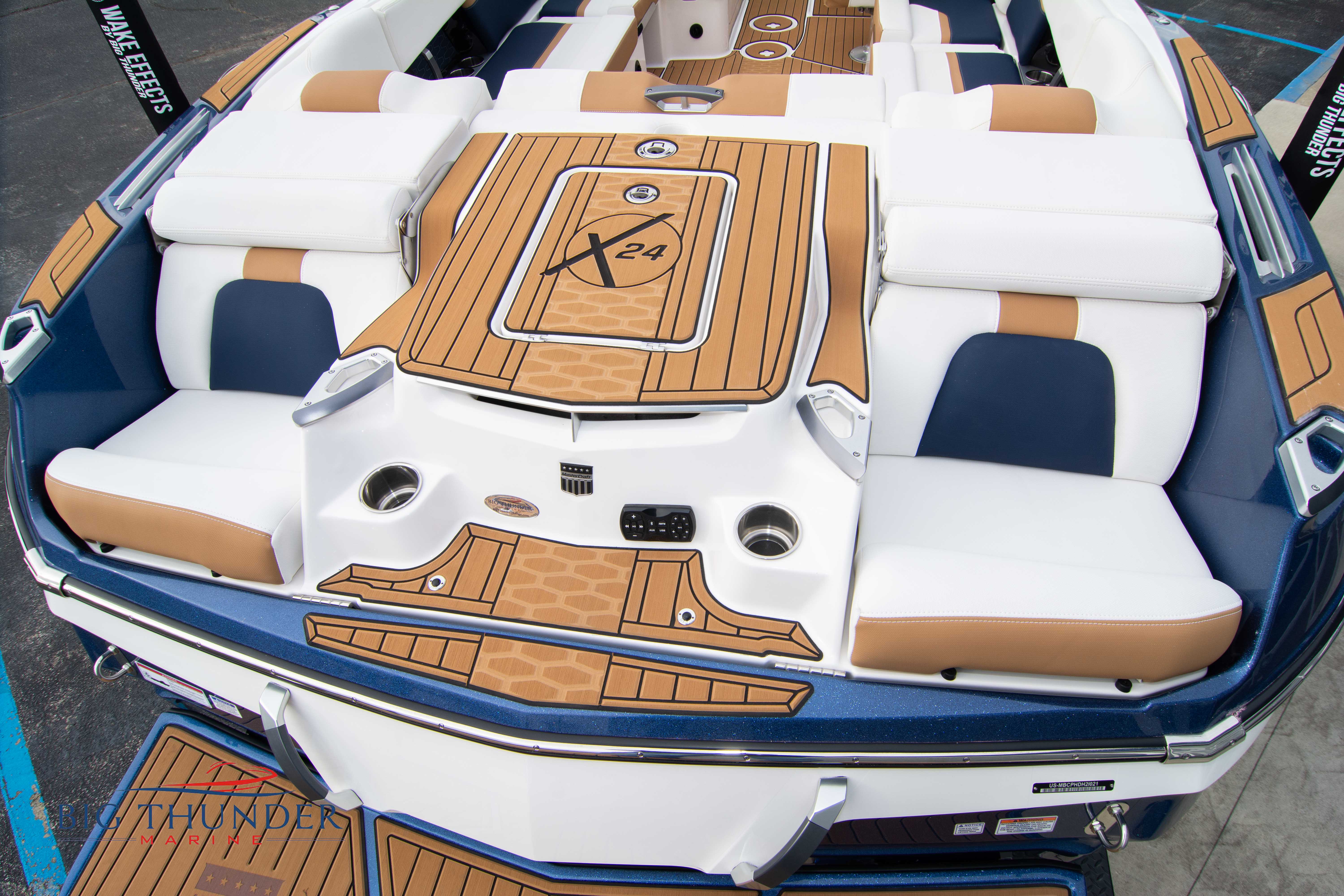 2021 Mastercraft X24