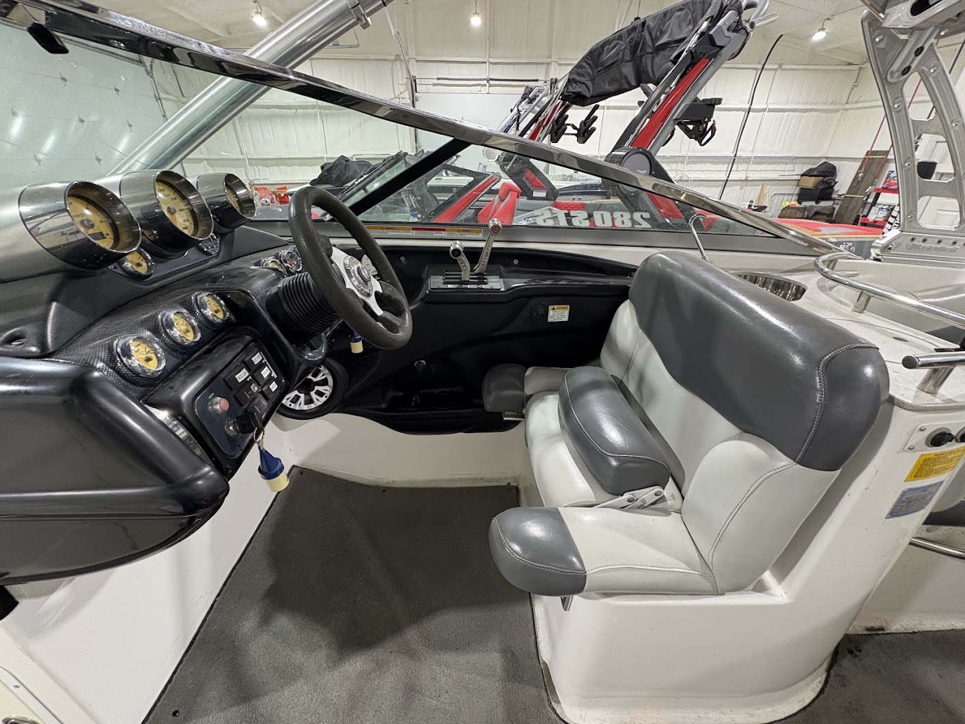 2005 MasterCraft X80