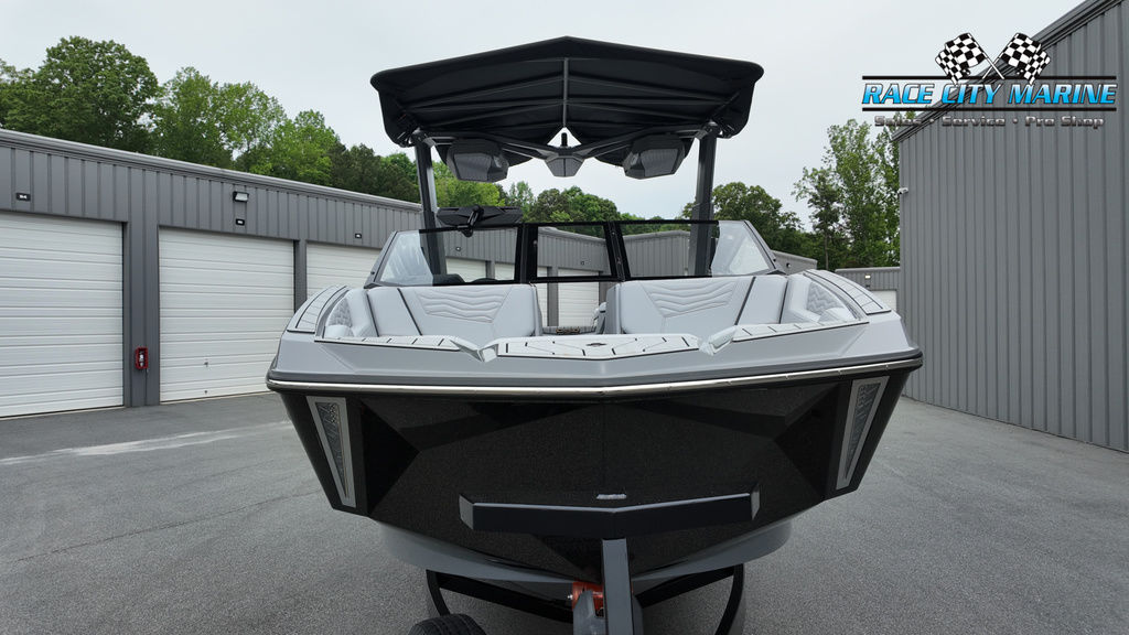 2025 Nautique G23