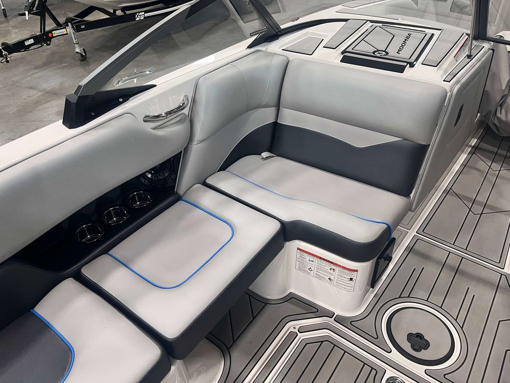 2021 MOOMBA Mojo