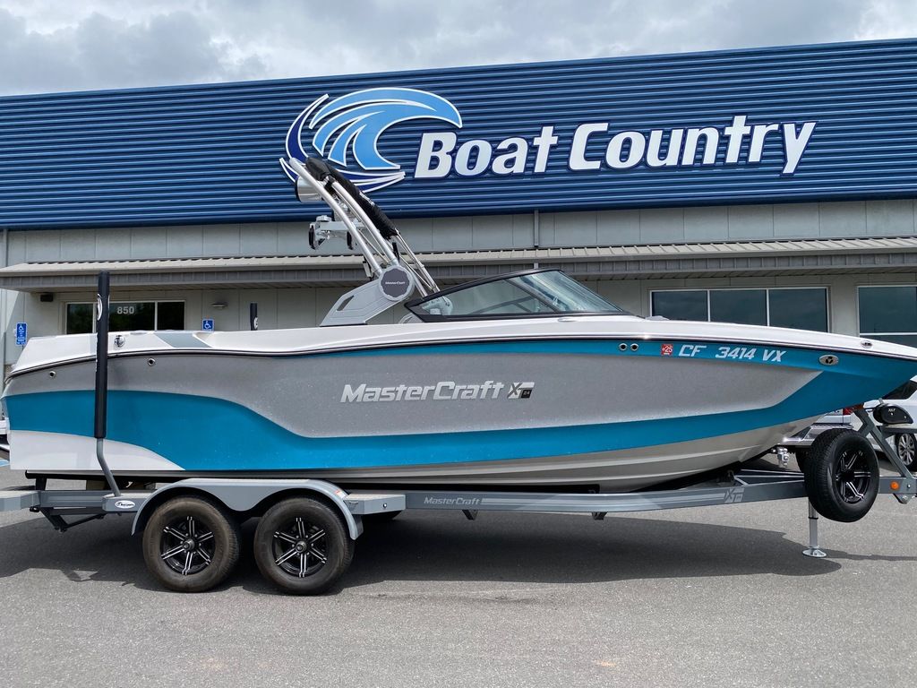 2023 MasterCraft XT24