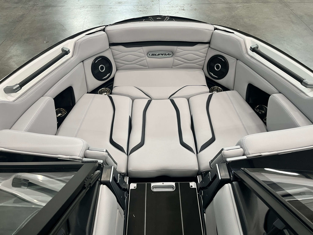 2025 SUPRA SV