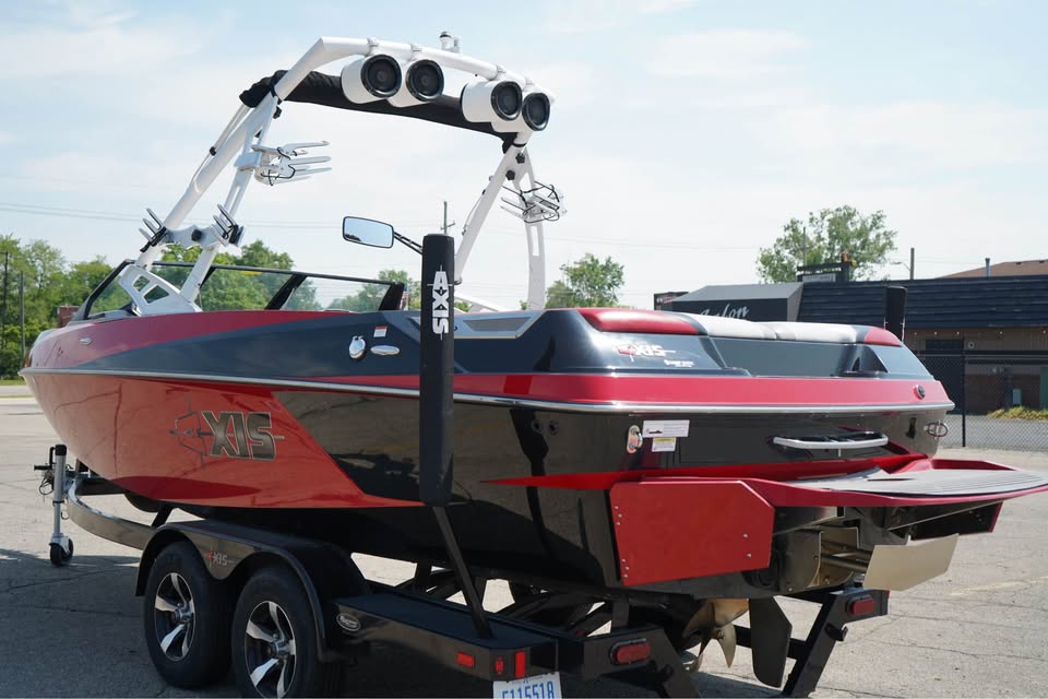 2014 Axis T22 w/Low Hours