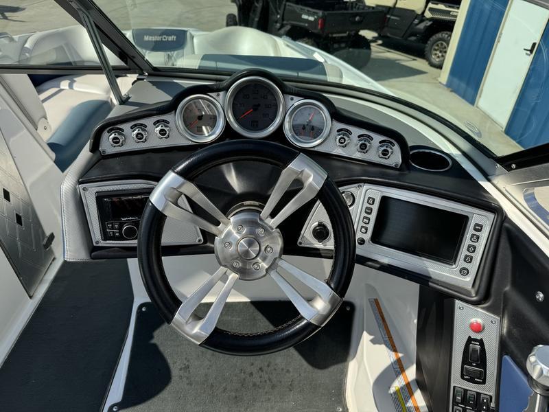2013 MasterCraft X25