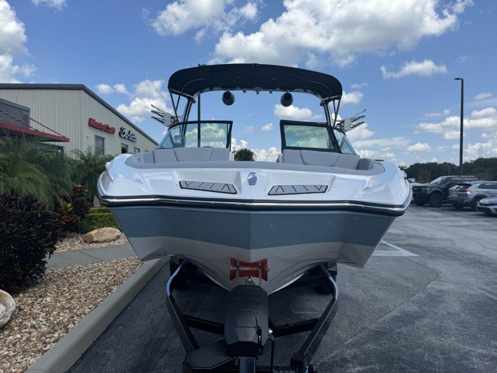 2025 MasterCraft XT22