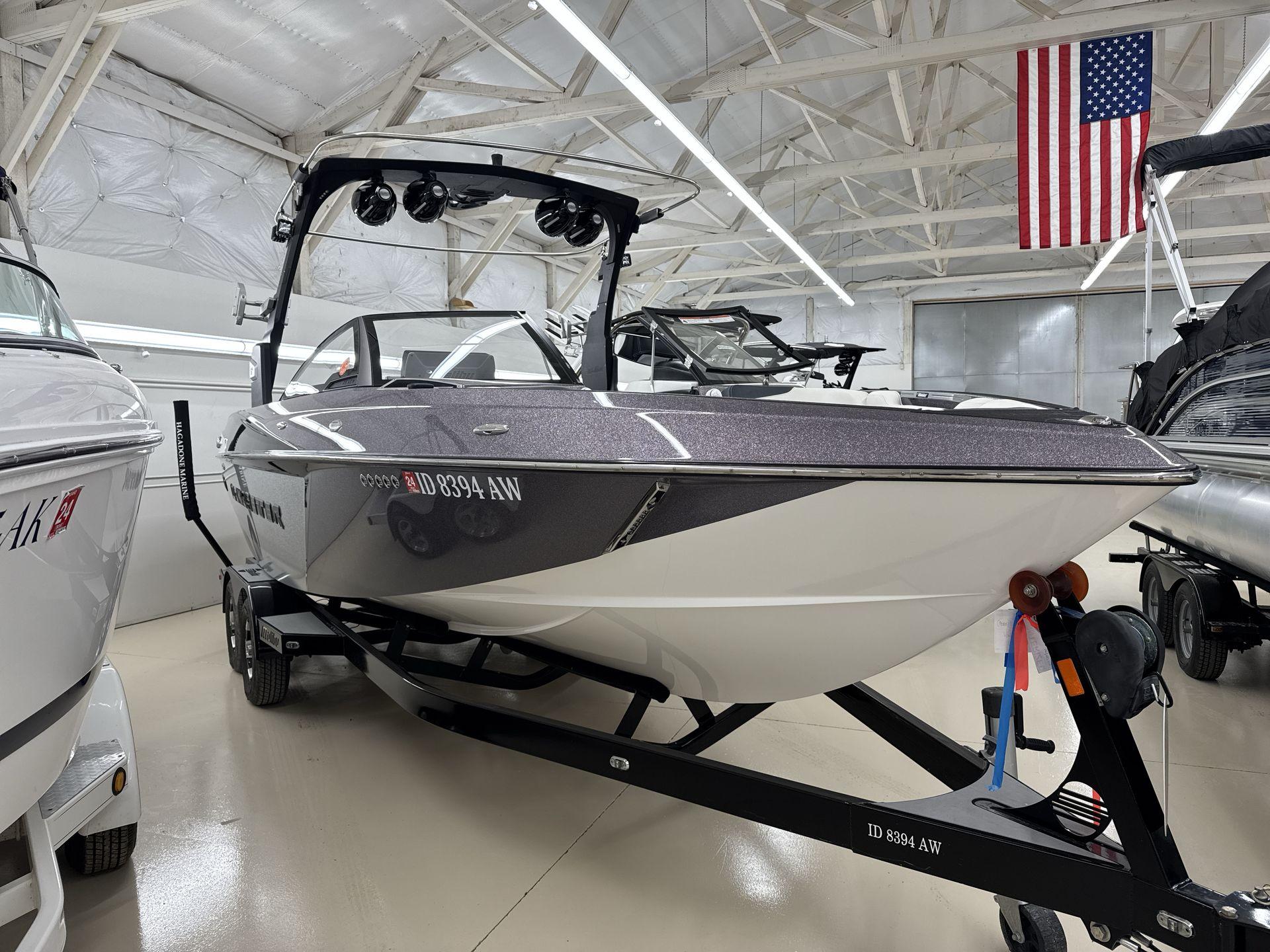 boat.Title