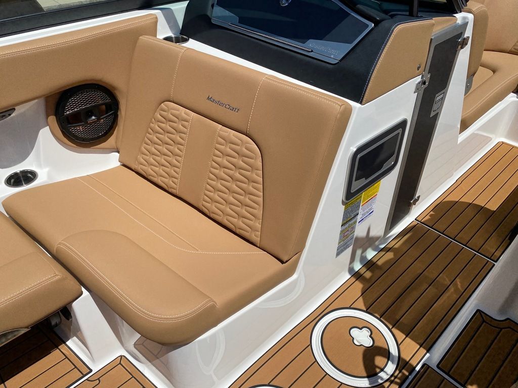2024 MasterCraft X24
